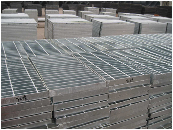 熱鍍鋅格柵板型號、泰江格柵板生產(chǎn)廠家、河北熱鍍鋅格柵板廠