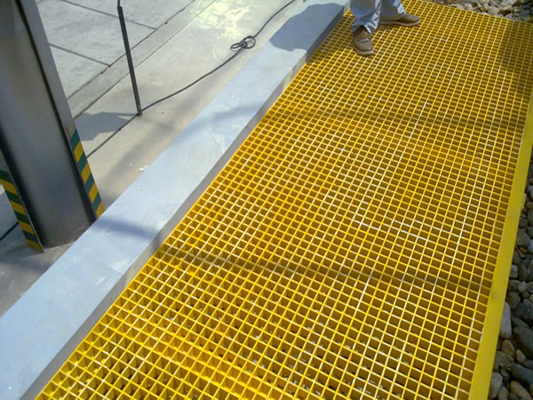 玻璃鋼格柵板廠家直銷(xiāo)-玻璃鋼格柵多少錢(qián)一平？